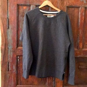 Ugg sweater.  Flash$45
